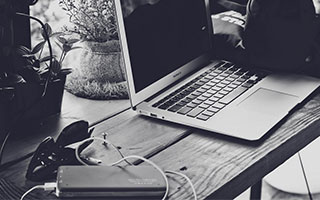 皇马巨星分手！25岁超模女友颜值身材满分，球迷：西甲损失顶级花魁